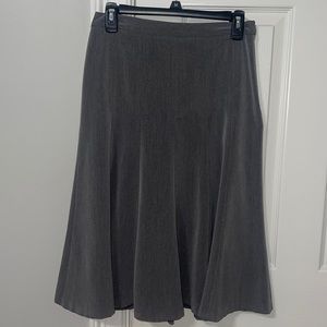 East 5th Gray SKIRT SIZE 4